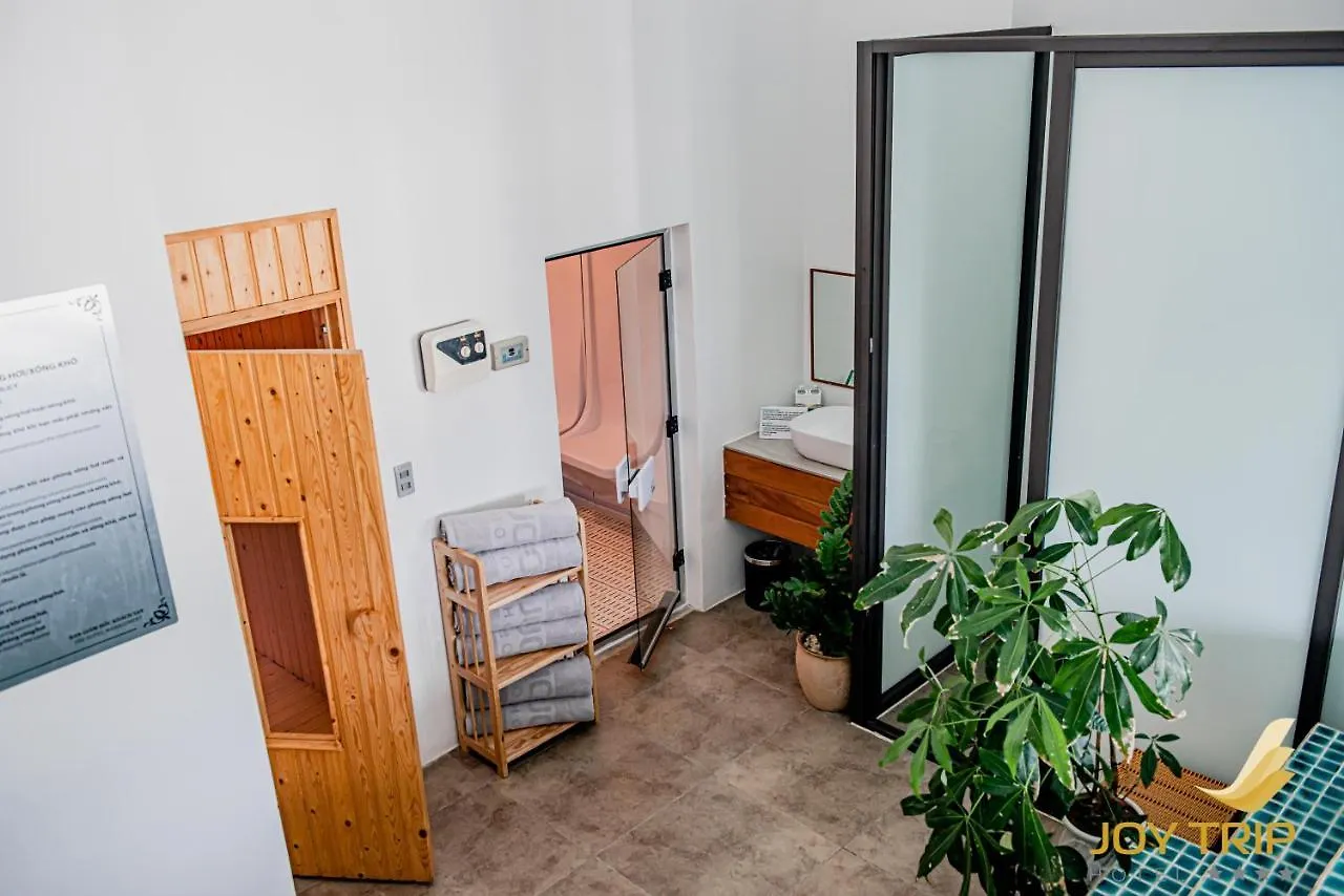 Joy Trip Hotel & Spa Να Τρανγκ