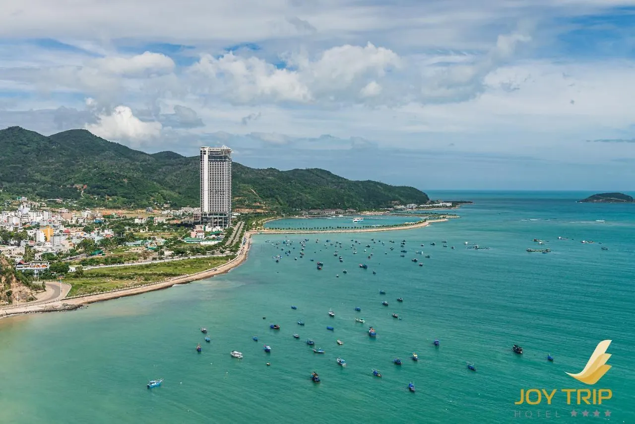 Joy Trip Hotel & Spa Να Τρανγκ