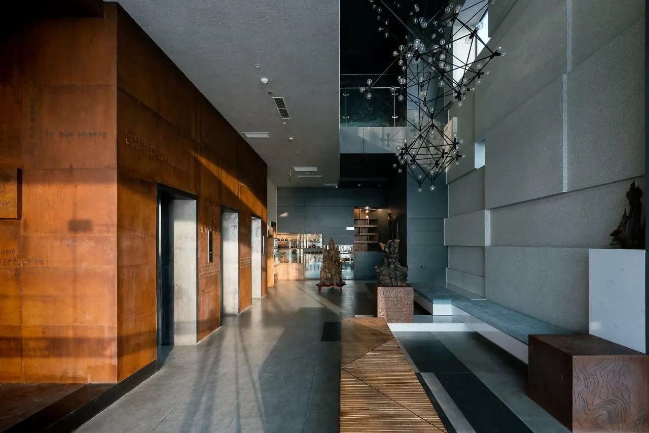 Joy Trip Hotel & Spa Να Τρανγκ