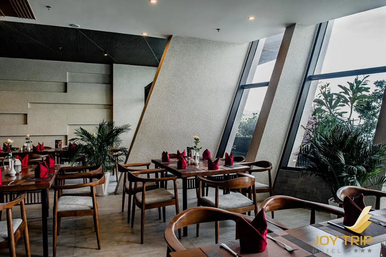 Joy Trip Hotel & Spa Να Τρανγκ Βιετνάμ