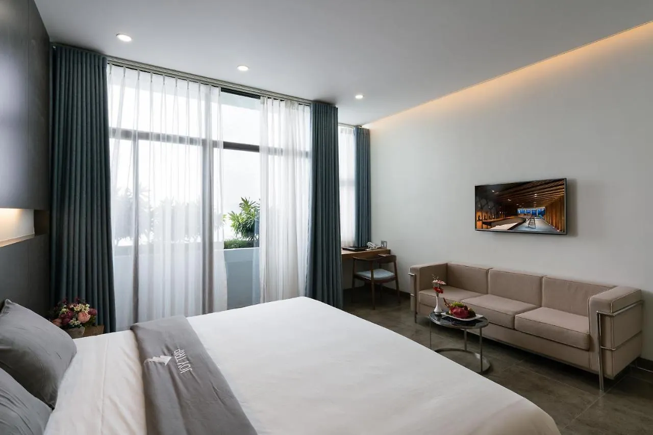Joy Trip Hotel & Spa Να Τρανγκ